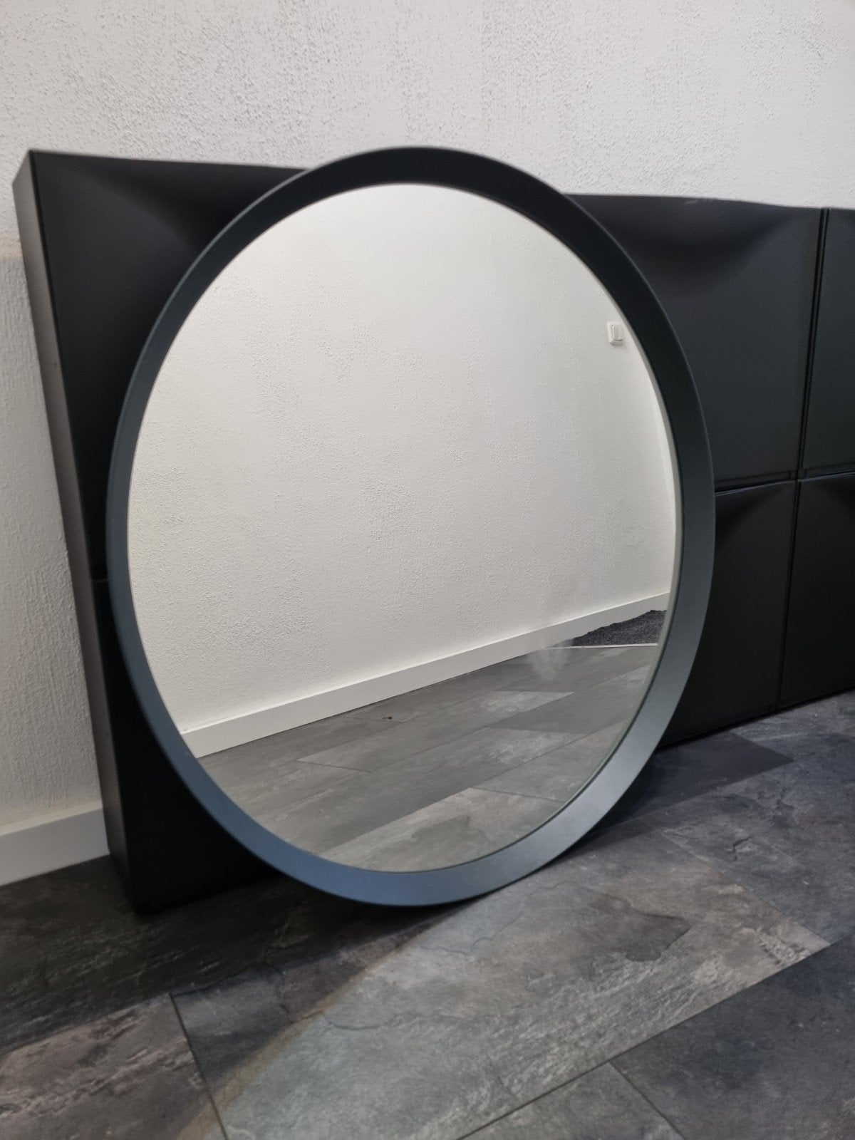 Ronde ikea spiegel langesund met zwarte rand, Ophalen, Rond, Zo goed als nieuw, 75 tot 100 cm