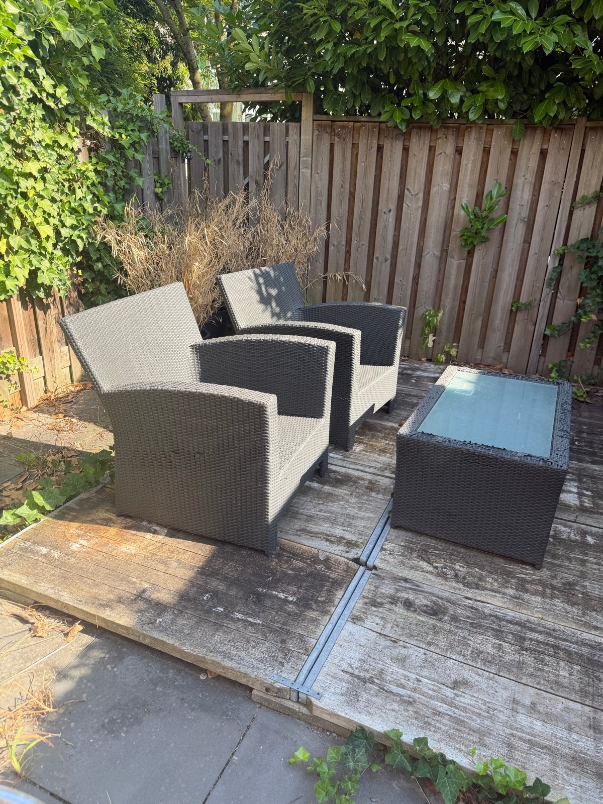 Complete tuinset met bank, stoelen en tafel, Tuin en Terras, Tuinsets en Loungesets, Ophalen, 4 zitplaatsen, Gebruikt, Wicker