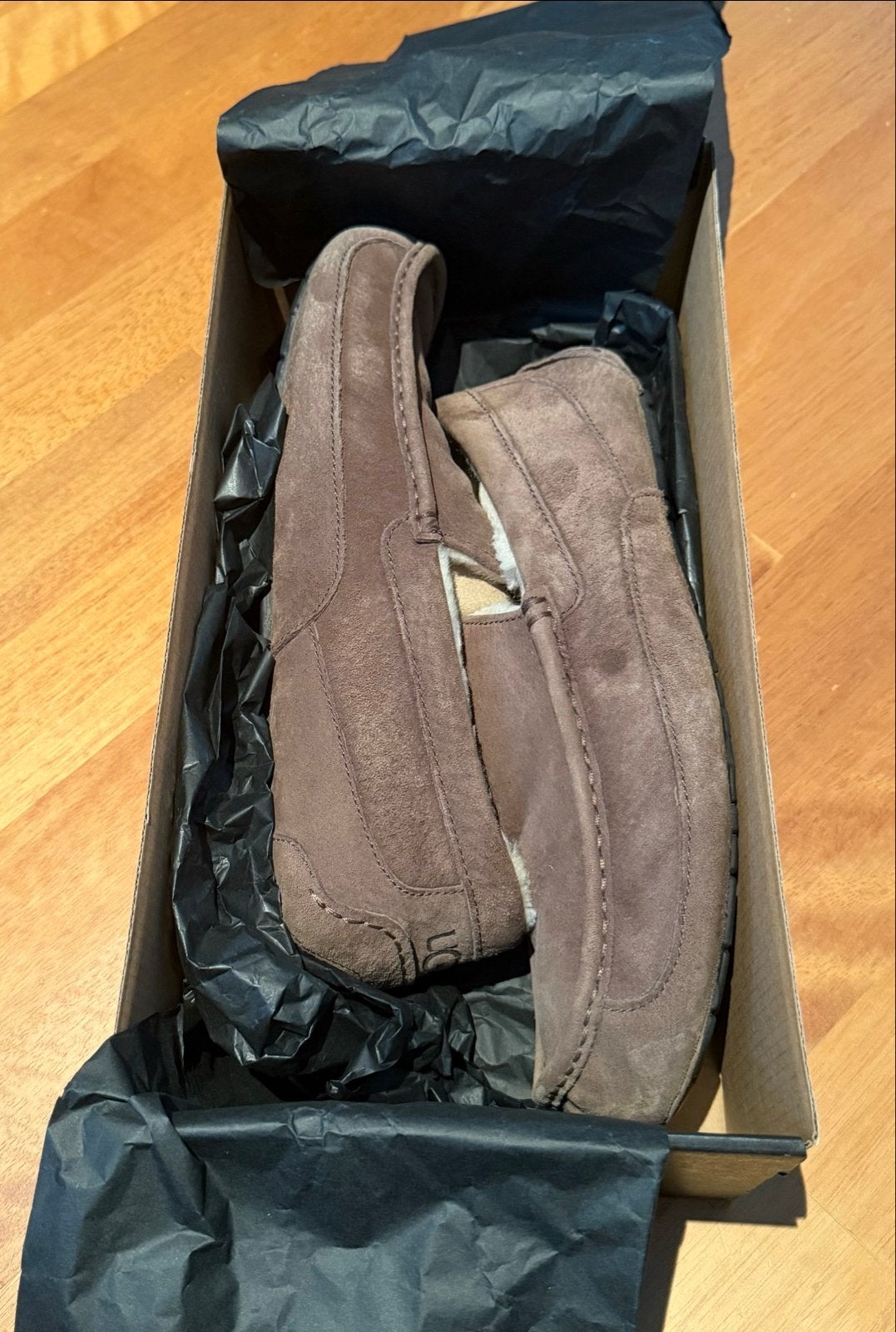 Ugg M Ascot pantoffels/sloffen - Maat 47 - Bruin, Ophalen of Verzenden, Zo goed als nieuw, Bruin, Pantoffels of Sloffen