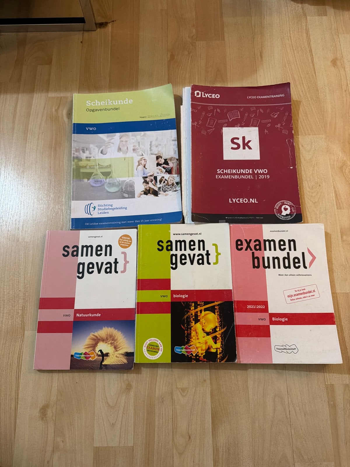 VWO Examenbundels Scheikunde, Biologie, Natuurkunde, Boeken, Schoolboeken, Ophalen of Verzenden, Gelezen, VWO, Scheikunde