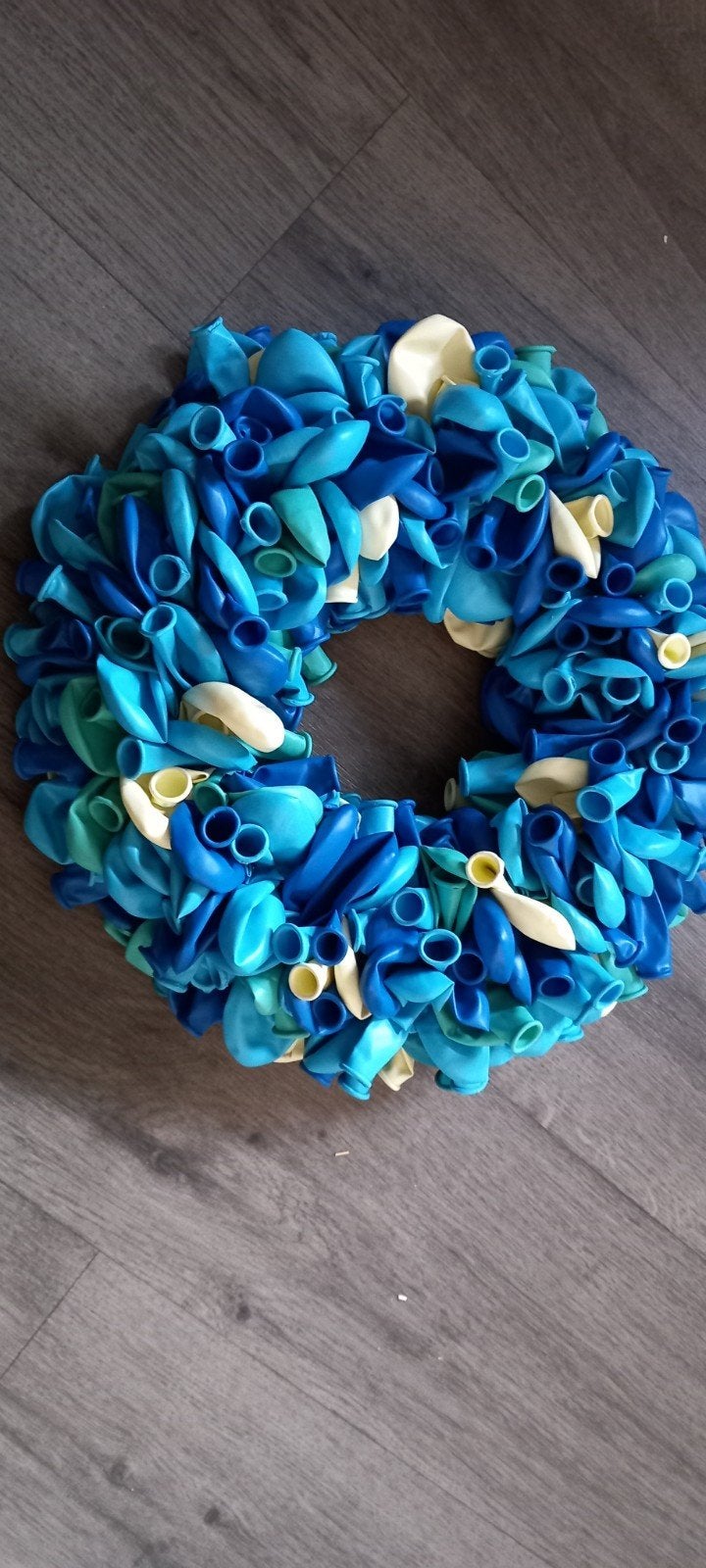 Decoratieve Krans van Ballonnen - Blauw/Groen/Wit, Meerkleurig, Overige stijlen, Ophalen of Verzenden, Zo goed als nieuw
