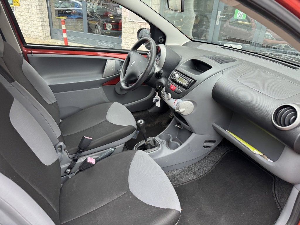 Peugeot 107 1.0-12V XR | Nieuwe APK koppeling vervangen, Auto's, Gebruikt, Overige kleuren, ABS, 4 stoelen