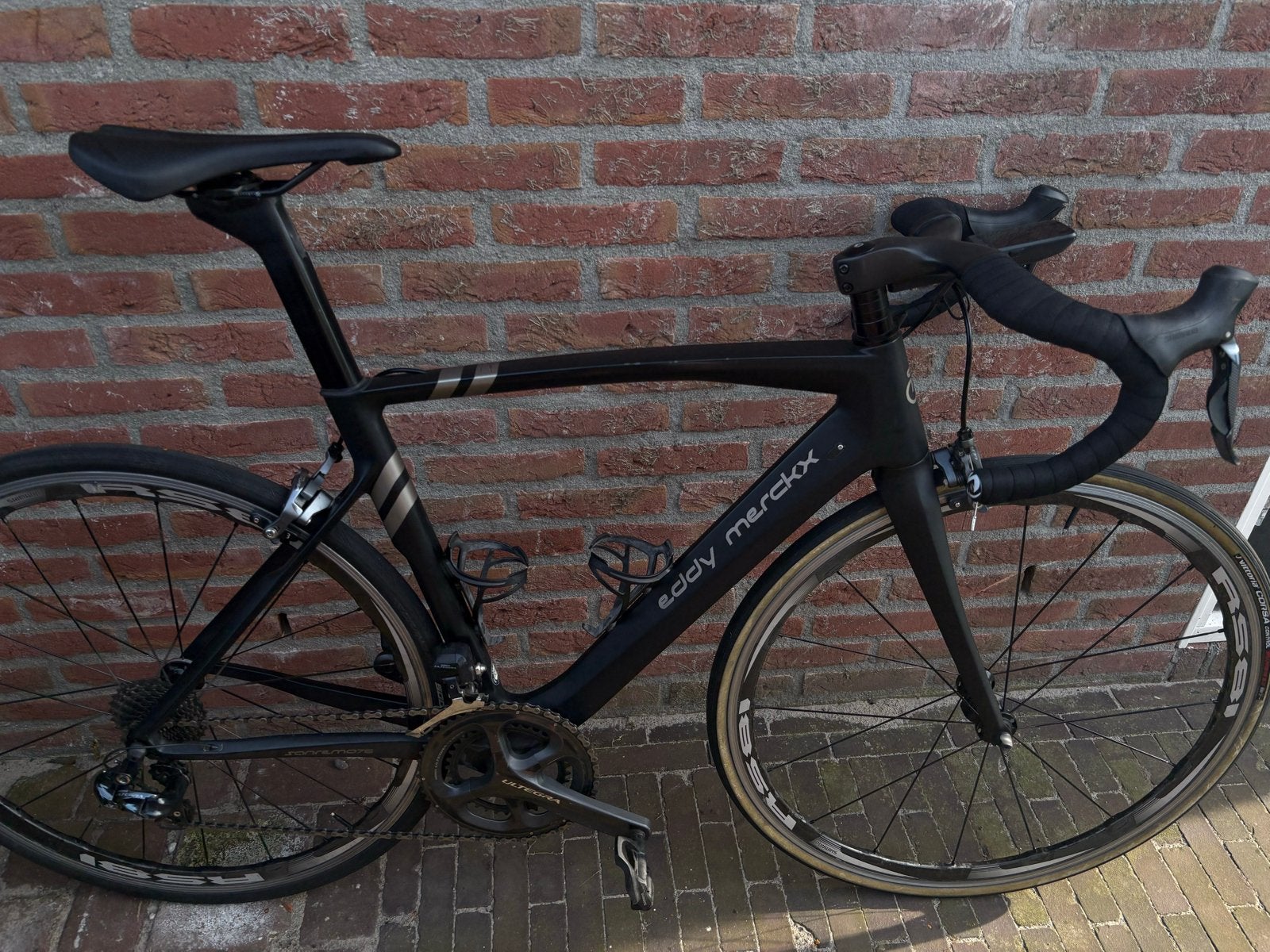 Eddy Merckx Sanremo76 - Ultegra Di2 - Carbon, 28 inch, Gebruikt, Carbon, Meer dan 20 versnellingen