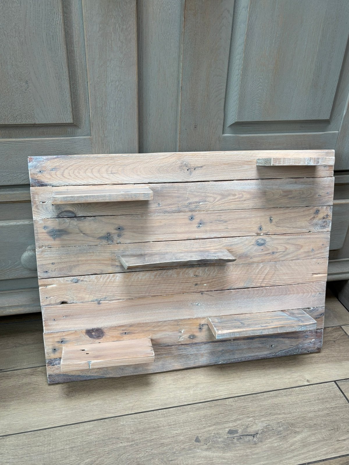 Wandbord steigerhout, Ophalen, Zo goed als nieuw