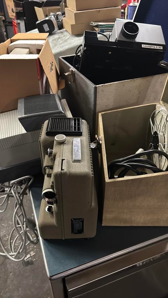 Diverse dia en super 8 film projector, Ophalen of Verzenden, 1960 tot 1980, Projector