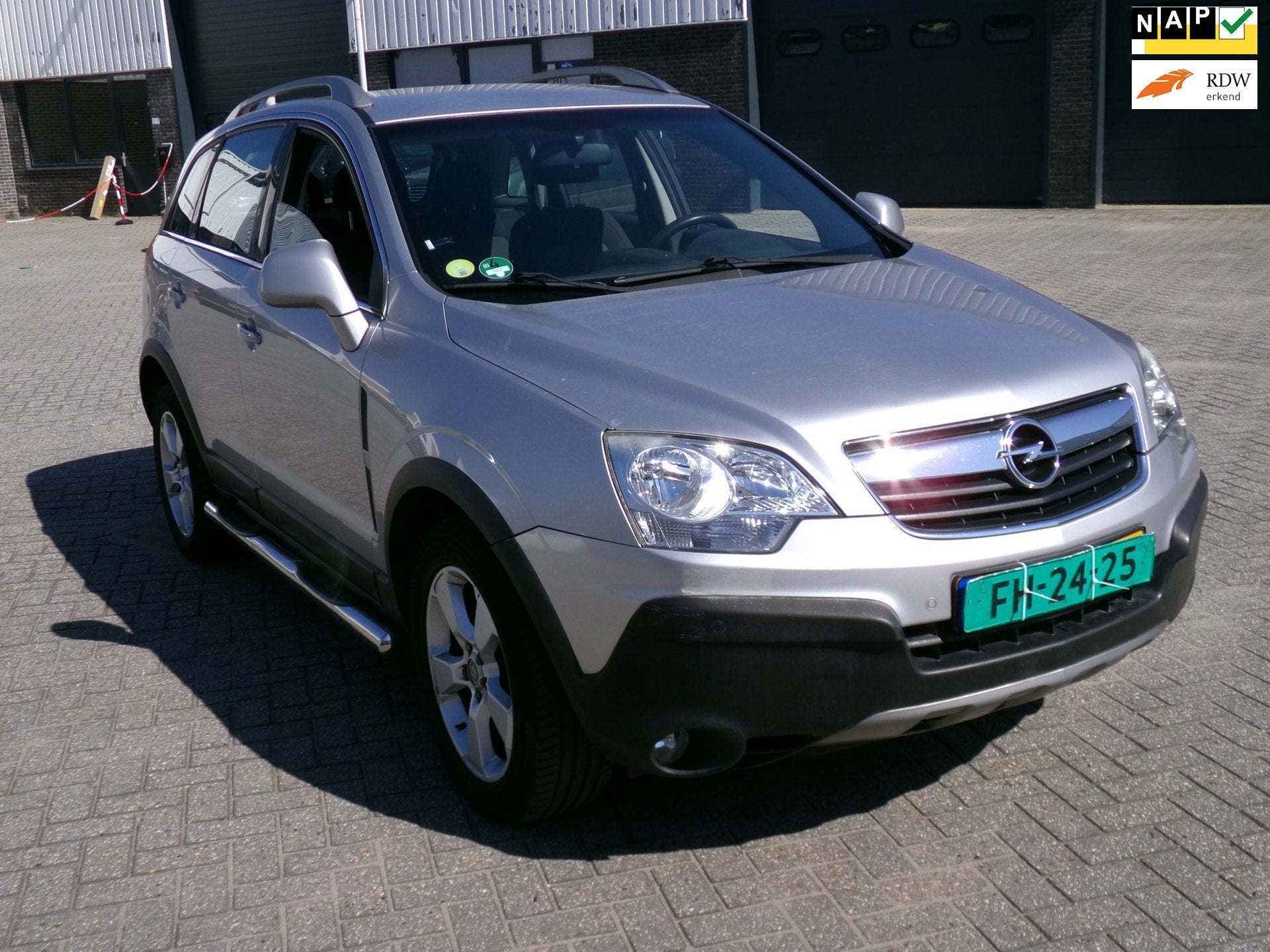 Opel Antara 2.4-16V Enjoy, Auto's, Gebruikt, 4 cilinders, Bedrijf, Handgeschakeld