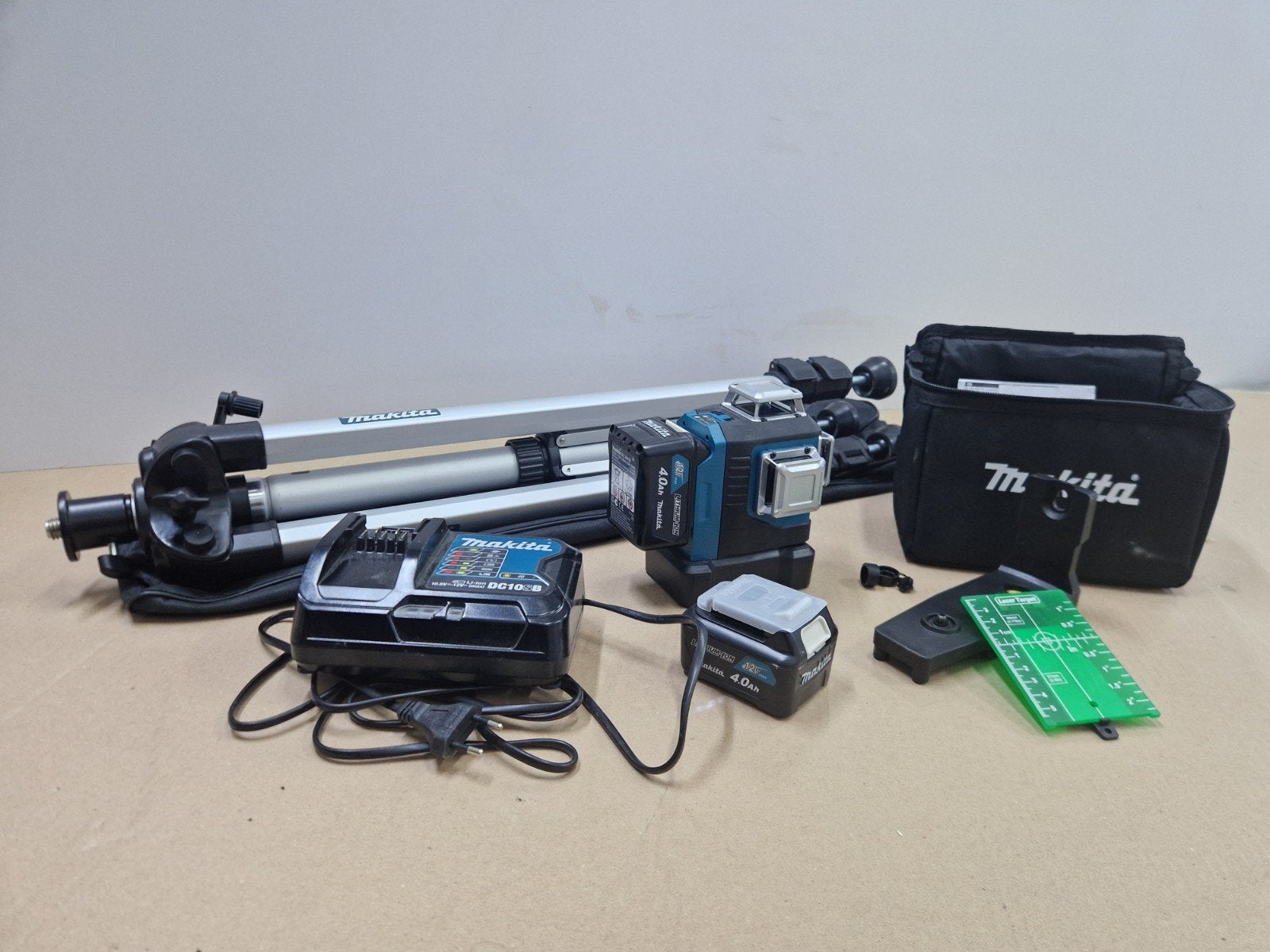 Makita SD700GK laser, inclusief Makita statief, Doe-het-zelf en Verbouw, Ophalen of Verzenden, Nieuw