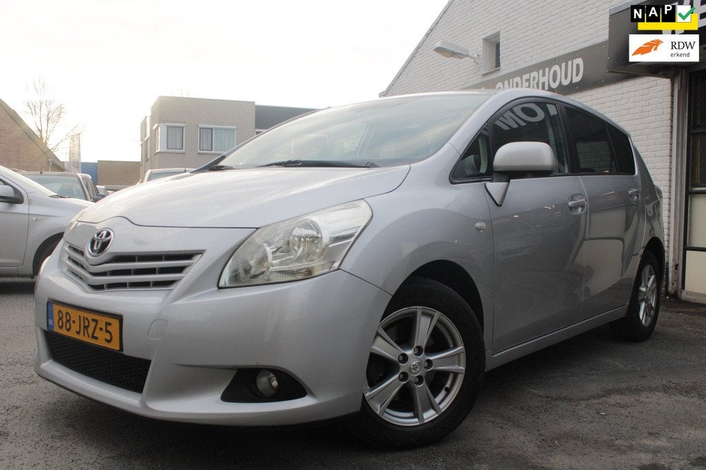 Toyota Verso 1.8 VVT-i Dynamic 7p Automaat | Airco | Cruise, Auto's, Toyota, Gebruikt, Zwart, 4 cilinders, Bedrijf