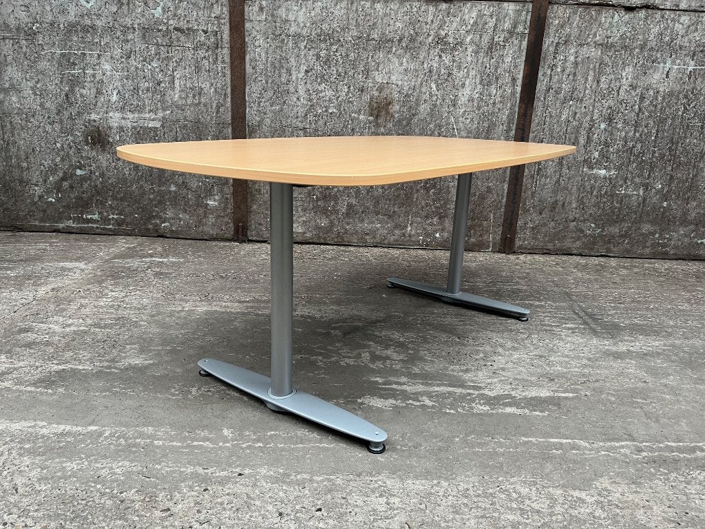 Kinnarps vergadertafel, Ophalen of Verzenden, Zo goed als nieuw