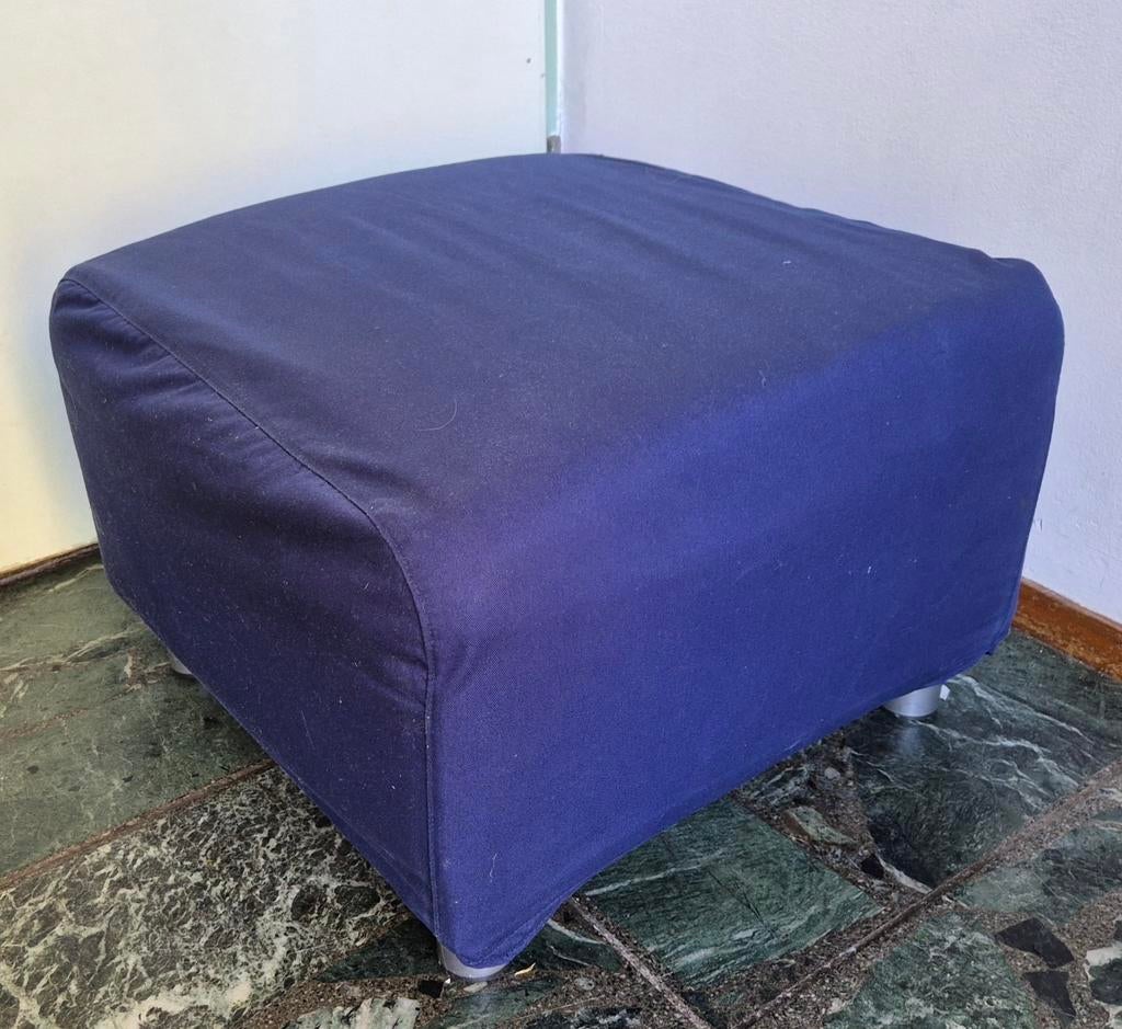 Voetenbank / poef Ikea Klippan donkerblauw, Huis en Inrichting, Banken | Voetenbanken en Poefen, Ophalen, Rechthoekig