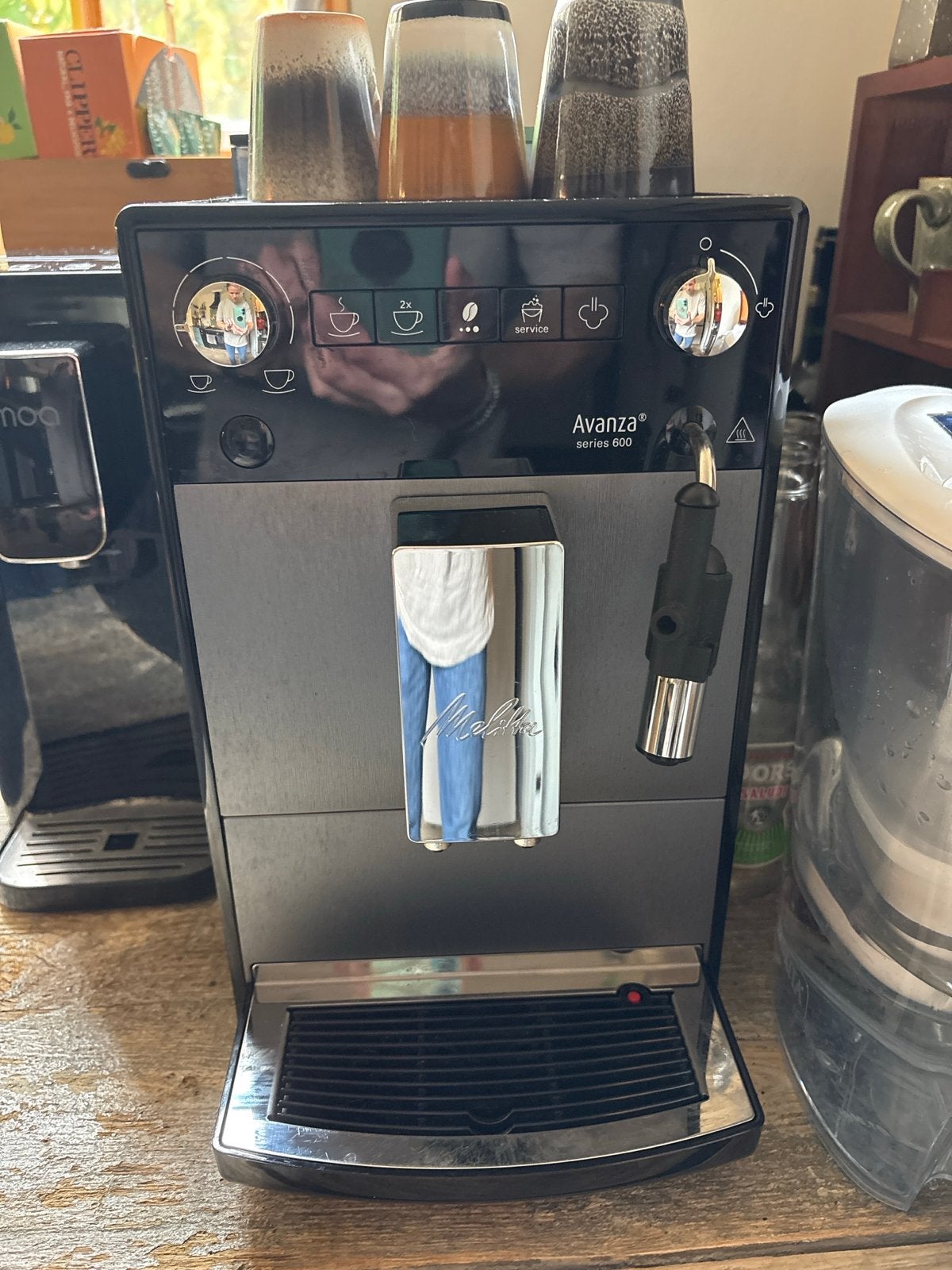 Melitta Avanza Series 600 Volautomatische Koffiemachine, Koffiemachine, Koffiebonen, Zo goed als nieuw, Ophalen