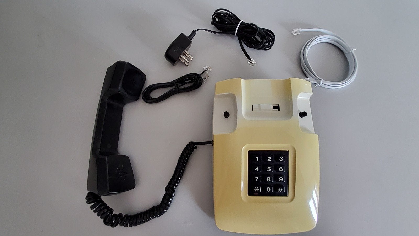Vintage Druktoetsen Telefoon jaren 80, Ophalen