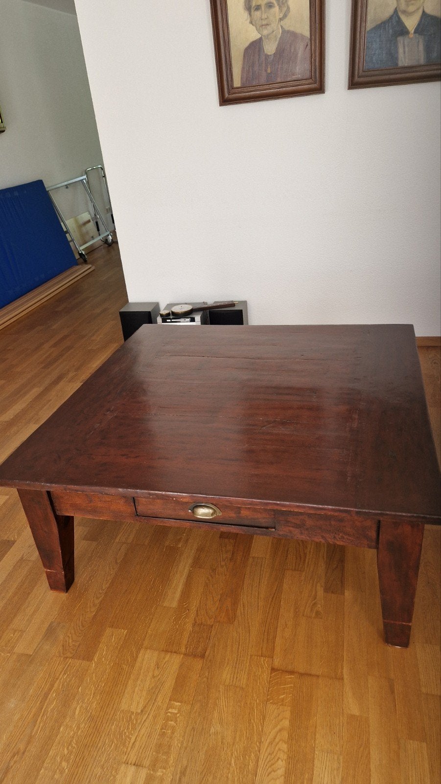 Robuuste houten salontafel met lade, Ophalen, Gebruikt, 50 tot 100 cm, Vierkant