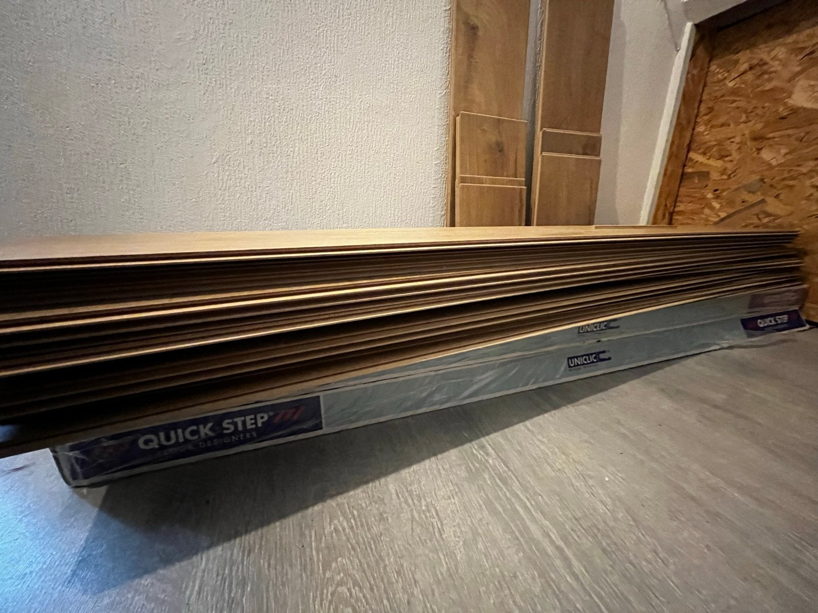 Quick-Step uniclic Laminaat - 7 a 8 m2, Ophalen, Bruin, Nieuw, Eiken