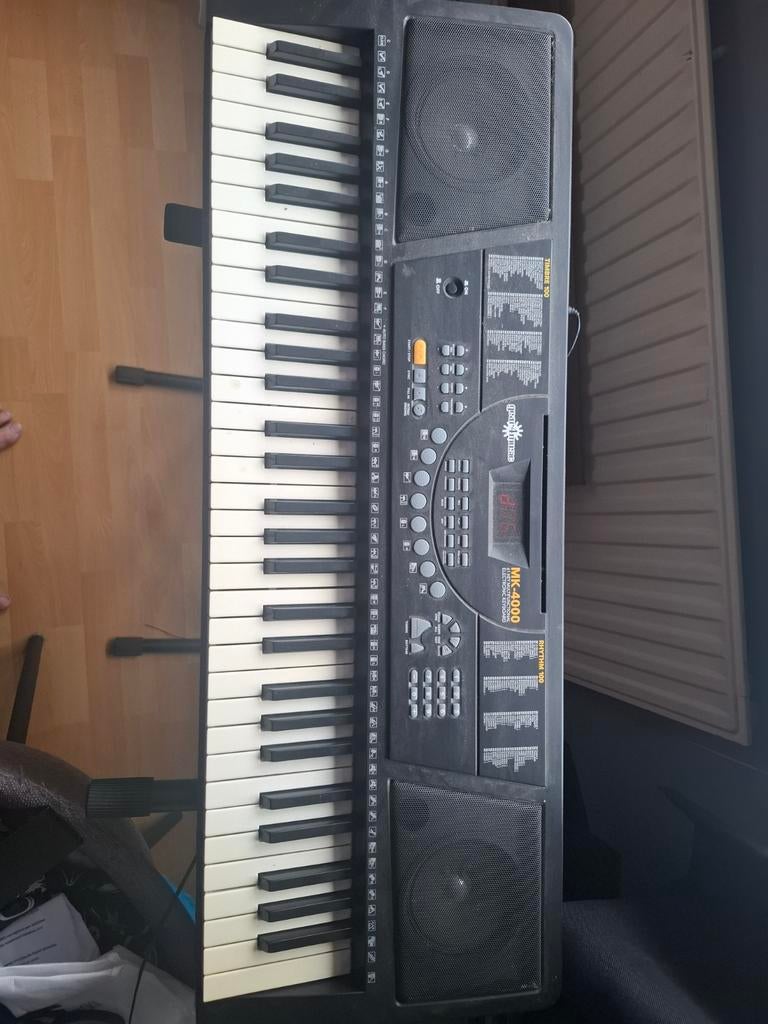 Gear4music MK-4000 Keyboard - weinig gebruikt, Muziek en Instrumenten, Keyboards, Overige merken, 61 toetsen, Ophalen of Verzenden