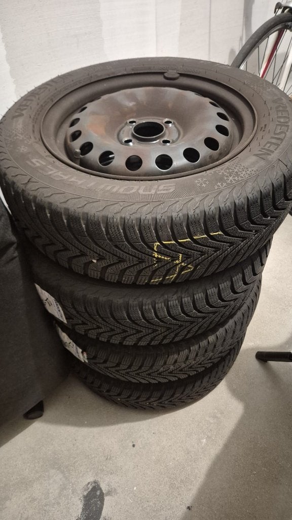 4x Winterbanden op velg 175/65 R14 | VW up! / Stadsauto, Auto-onderdelen, Ophalen, 14 inch, Gebruikt, 175 mm