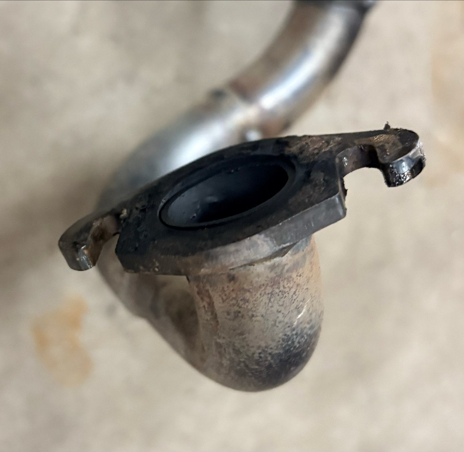 Zgan Technigas uitlaat voor Peugeot 100cc verticaal, Fietsen en Brommers, Brommeronderdelen | Scooters, Zo goed als nieuw, Peugeot
