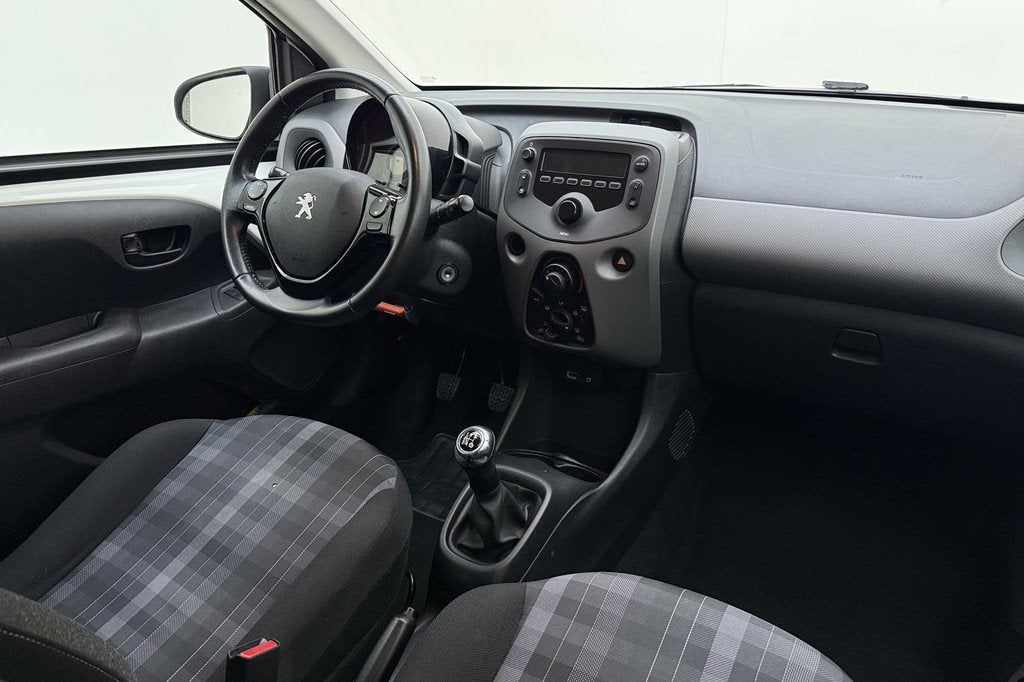 Peugeot 108 1.0 e-VTi Active 72 PK | BTW auto | Airco | Elec, Voorwielaandrijving, Stof, Gebruikt, 4 stoelen