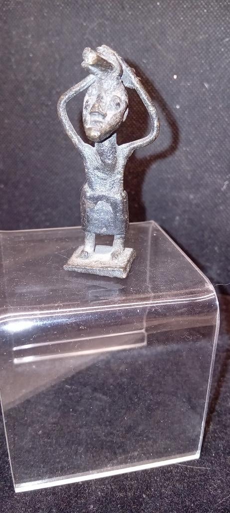 Oud Ashanti bronzen goudgewichtje., Ophalen of Verzenden