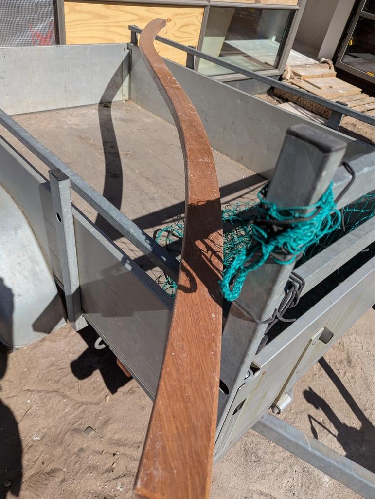 Gebogen houten trapleuning, Ophalen, Gebruikt, 2 tot 4 meter
