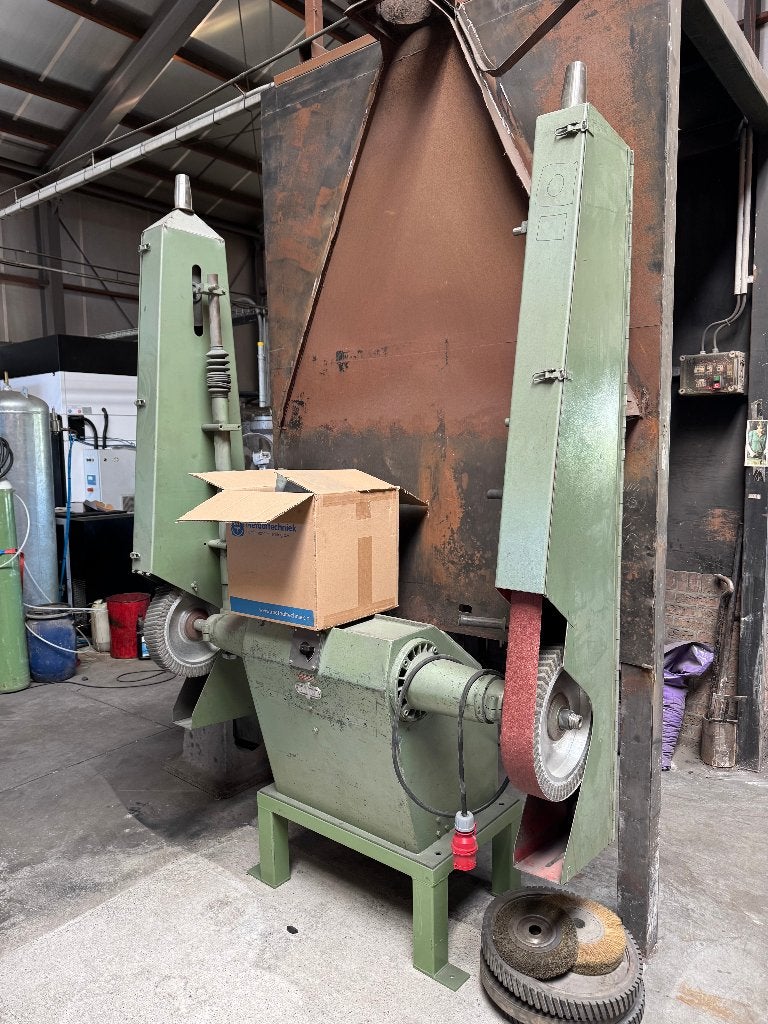 Löser smz57 bandschuurmachine met toebehoren, Doe-het-zelf en Verbouw, Ophalen of Verzenden, Gebruikt, 1200 watt of meer, Bandschuurmachine