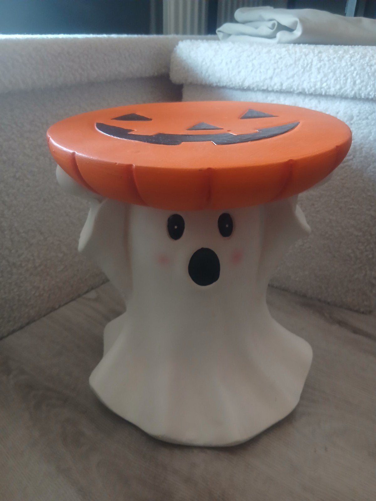 bijzettafeltje Halloween van de Action, Ophalen, Minder dan 45 cm, Minder dan 55 cm, Rond