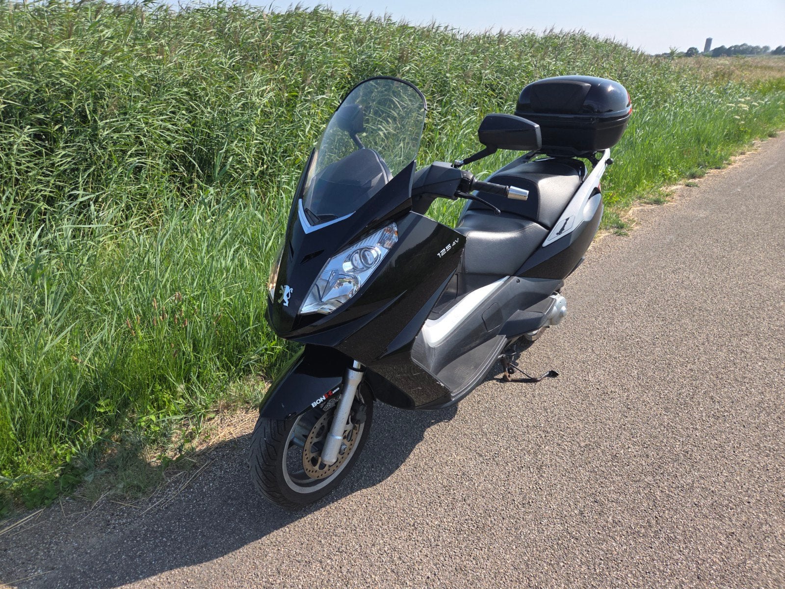 Peugeot Satelis 125cc motorscooter met topkoffer, Fietsen en Brommers, Scooters | Peugeot, Ophalen of Verzenden, Benzine, Overige modellen