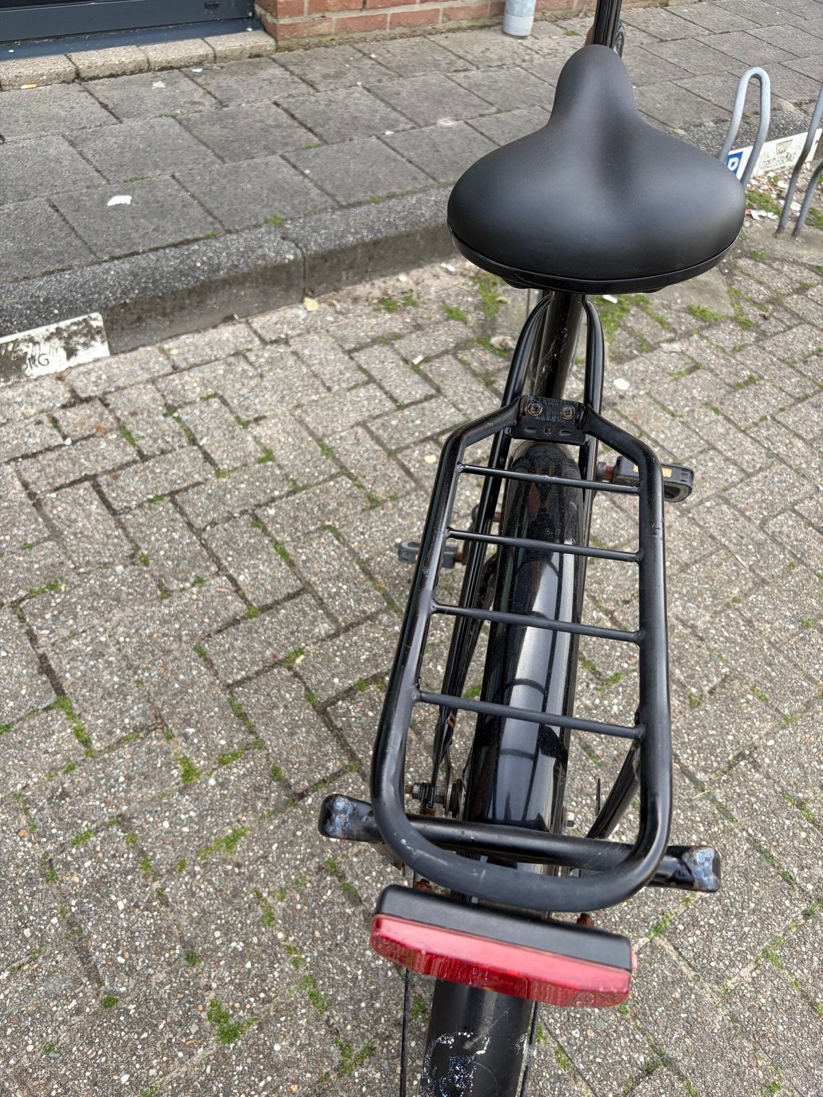 Omafiets met lekke achterband - Zelf repareren!, Fietsen en Brommers, Fietsen | Dames | Omafietsen, 53 tot 56 cm, Ophalen, Gebruikt