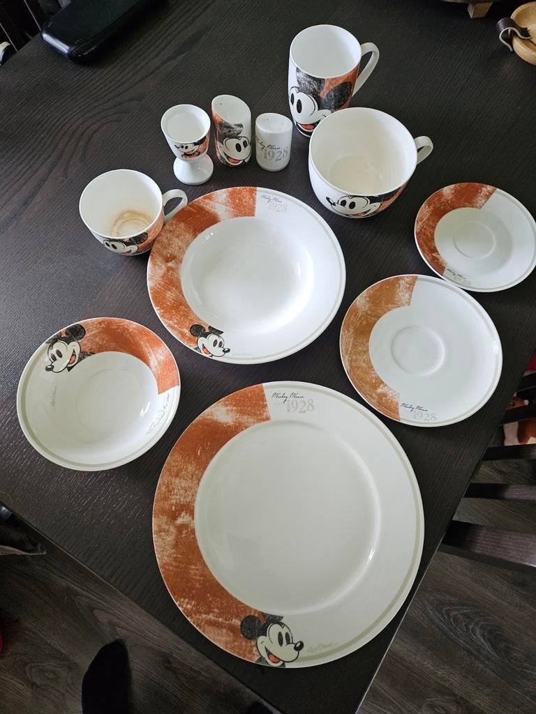 Disney Mickey Mouse servies 1992, Ophalen, Porselein, Overige stijlen, Bord(en)