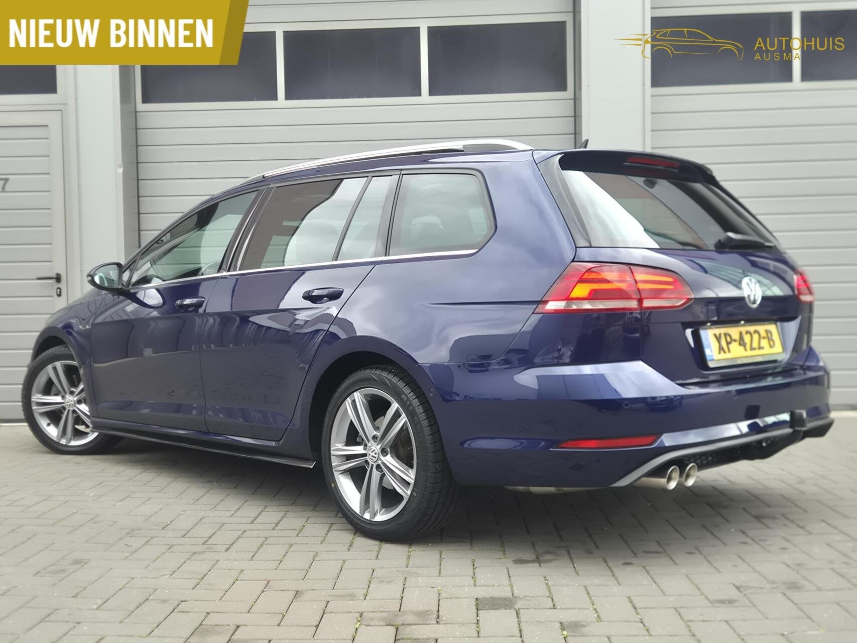 Volkswagen Golf 1.5 TSI Highline R-Line/Pano/ACC/Trekhaak/Le, 4 cilinders, Blauw, Bedrijf, Handgeschakeld