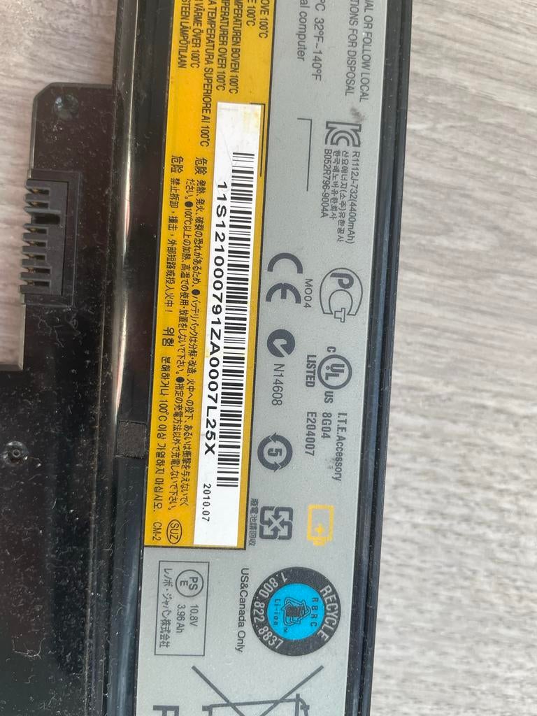 Lenovo laptopbatterij L09C6Y02 - Nieuwstaat, Ophalen of Verzenden, Nieuw