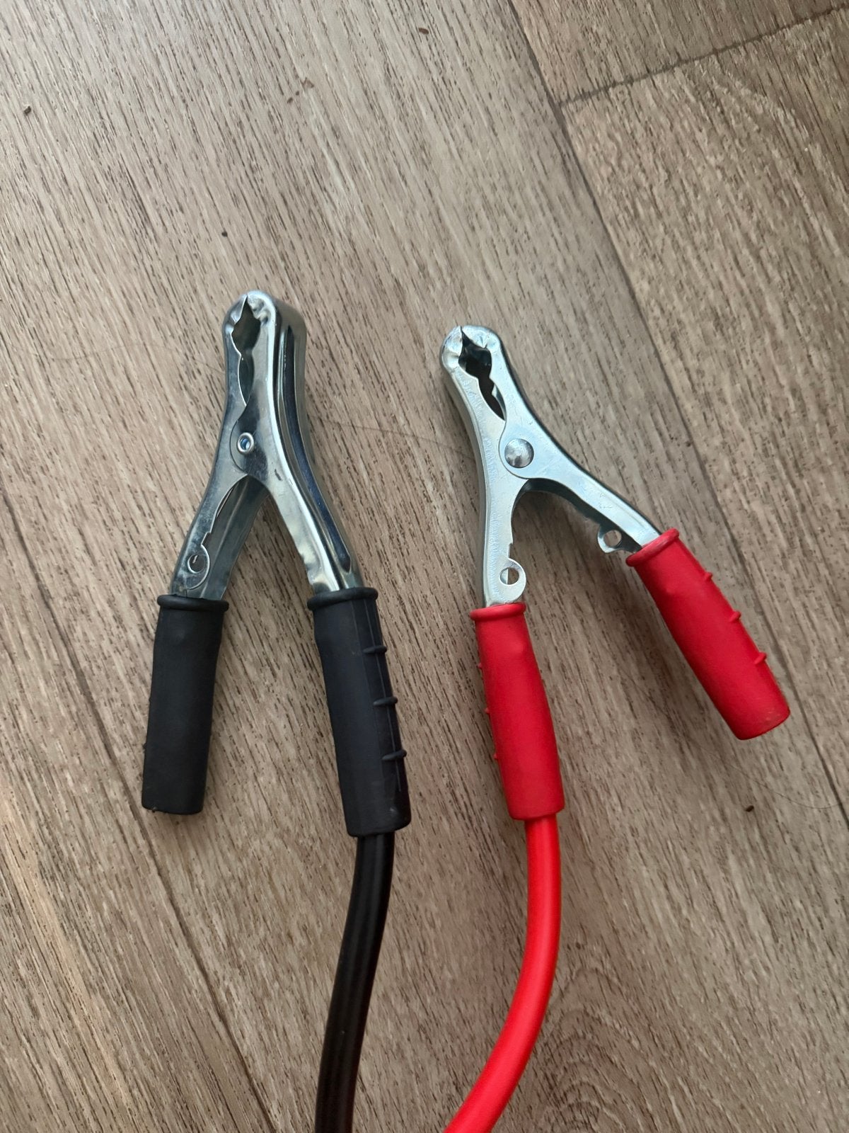 Startkabels 3 meter Slechts 1x gebruikt (Zo goed als nieuw!), Auto diversen, Ophalen of Verzenden, Zo goed als nieuw