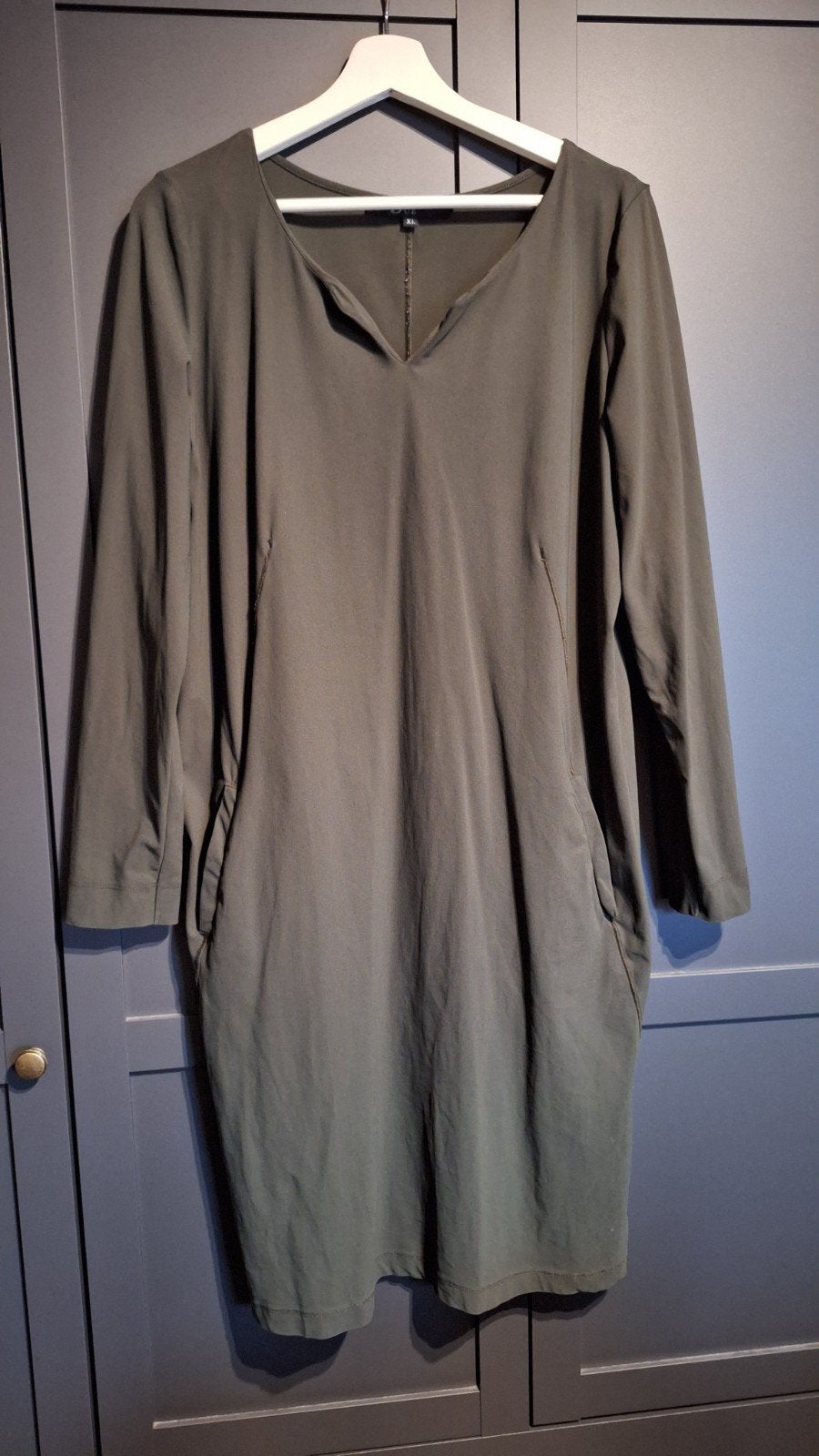 Groene Donna Due jurk maat XL met zakken, Maat 42/44 (L), Ophalen of Verzenden, Knielengte, Donna Due