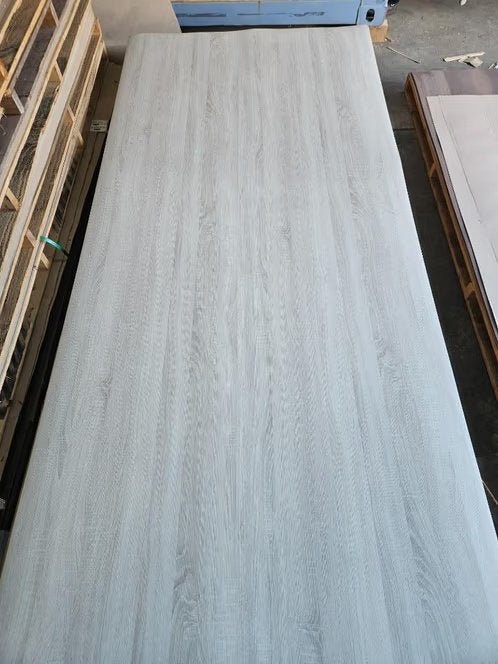 HPL Resopal 4165 WH Solano Oakfineer plaat 305x132cm ( 421 )