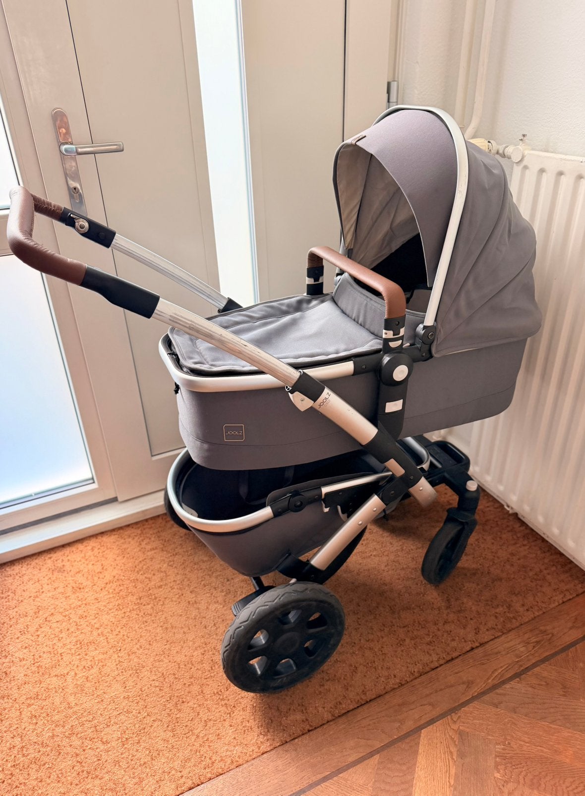 Joolz Geo2 kinderwagen in goede staat, Gebruikt, Met reiswieg, Ophalen, Kinderwagen