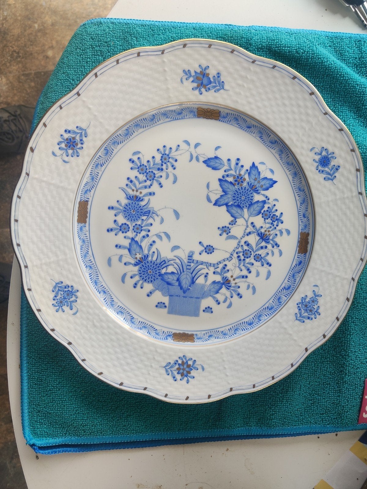 Herend Hongaars Porseleinen Bord - Blauw Uienpatroon, Antiek en Kunst, Antiek | Porselein, Ophalen