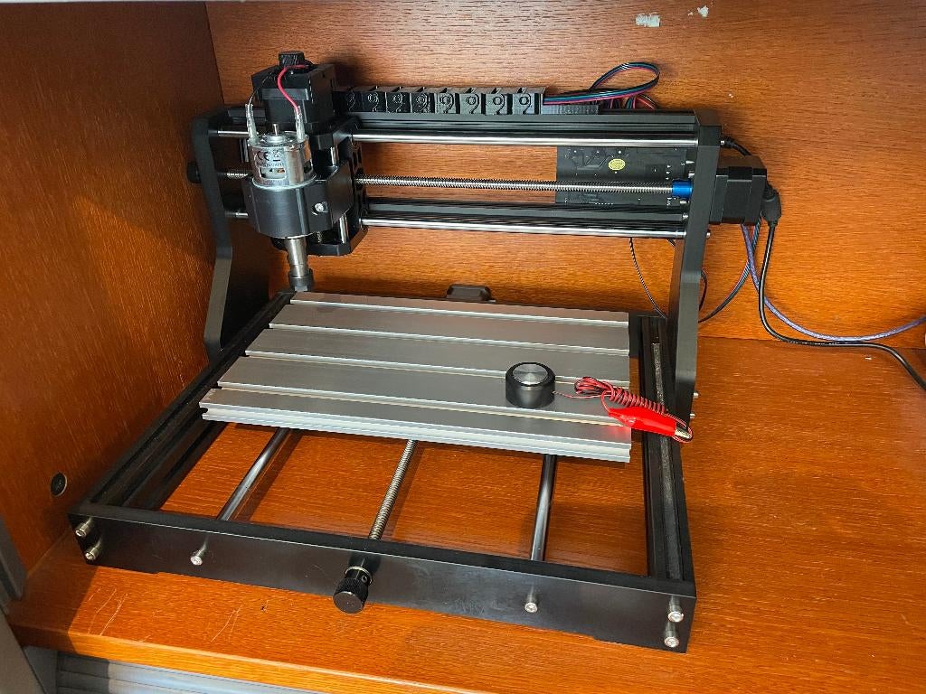 CNC frees machine 30x18cm, Ophalen of Verzenden, Zo goed als nieuw, Elektrisch, Overige soorten