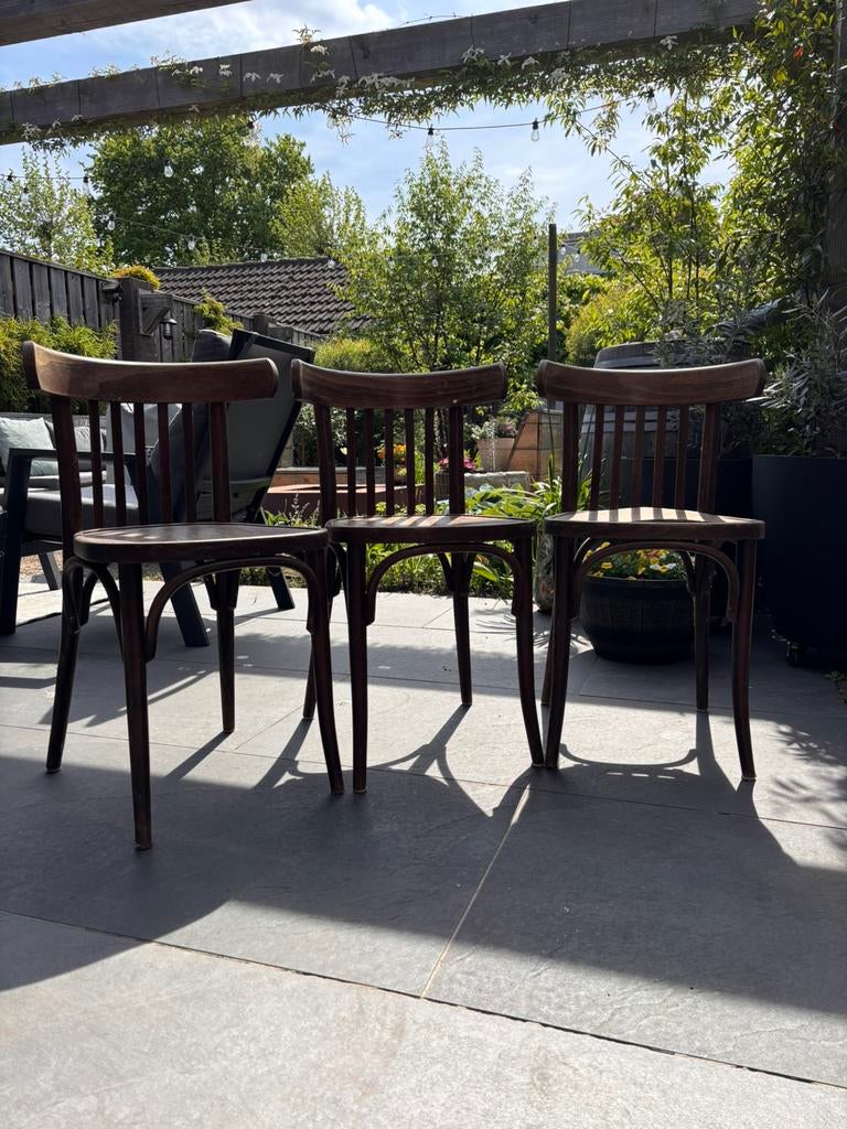 Houten stoelen gratis, Huis en Inrichting, Stoelen, Ophalen, Gebruikt, Bruin, Drie