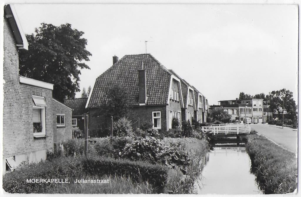 Moerkapelle Julianastraat Oude Ansichtkaart ( B3064 ), Ophalen of Verzenden, 1980 tot heden, Gelopen