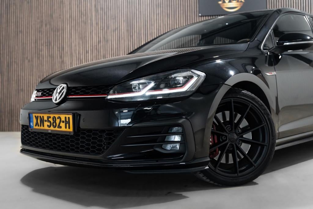 Volkswagen Golf 2.0 TSI GTI Performance Pano Virtual Led Sto, Auto's, Stof, Gebruikt, 4 cilinders, Bedrijf