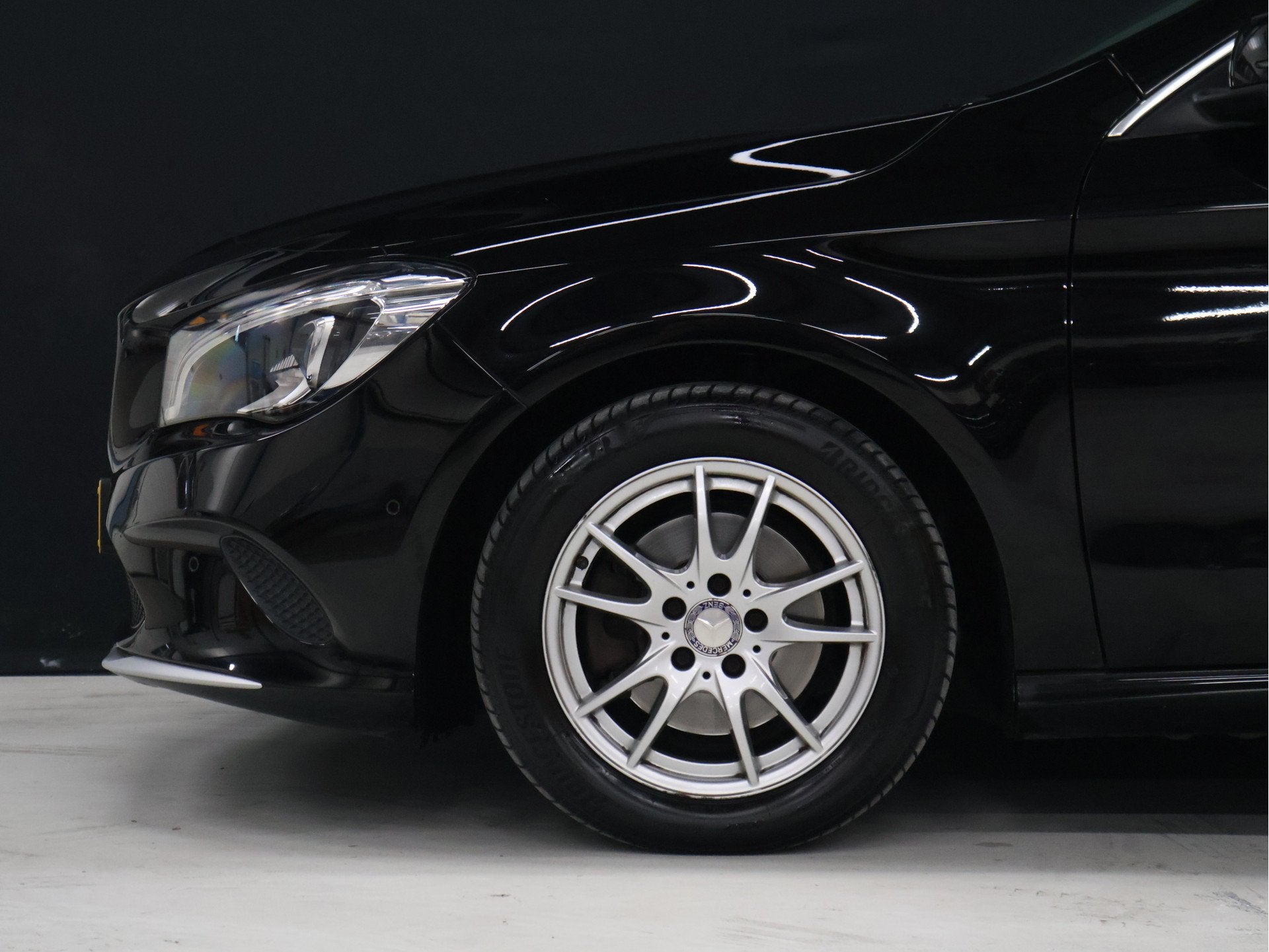Mercedes-Benz CLA-Klasse 180 Ambition [CRUISE CONTROL, PDC V, Voorwielaandrijving, CLA, Gebruikt, 4 cilinders