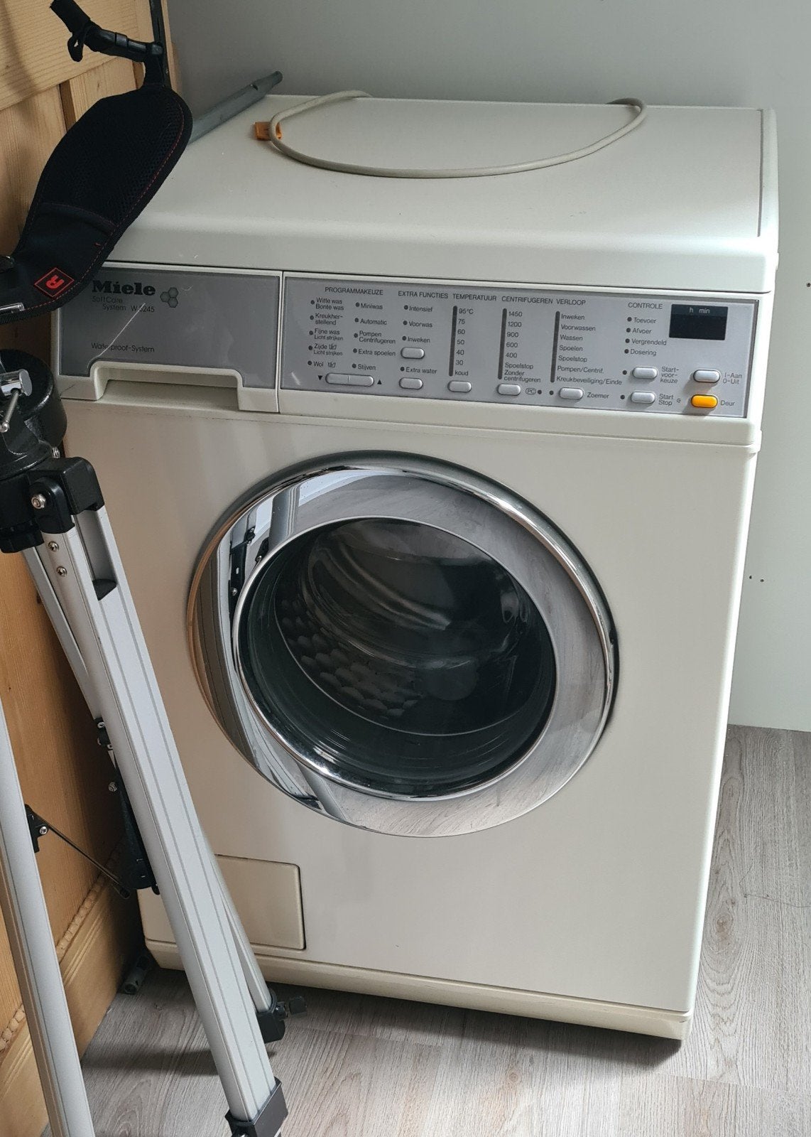 Wasmachine Miele W5245 Softcare met aqua stop 7kg laden, Ophalen, Wolwasprogramma, Zo goed als nieuw, Voorlader