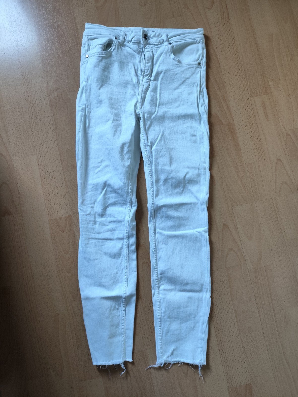Witte Amisu Jeans - Maat 38, Kleding | Dames, Maat 38/40 (M), Wit, Ophalen of Verzenden, Zo goed als nieuw