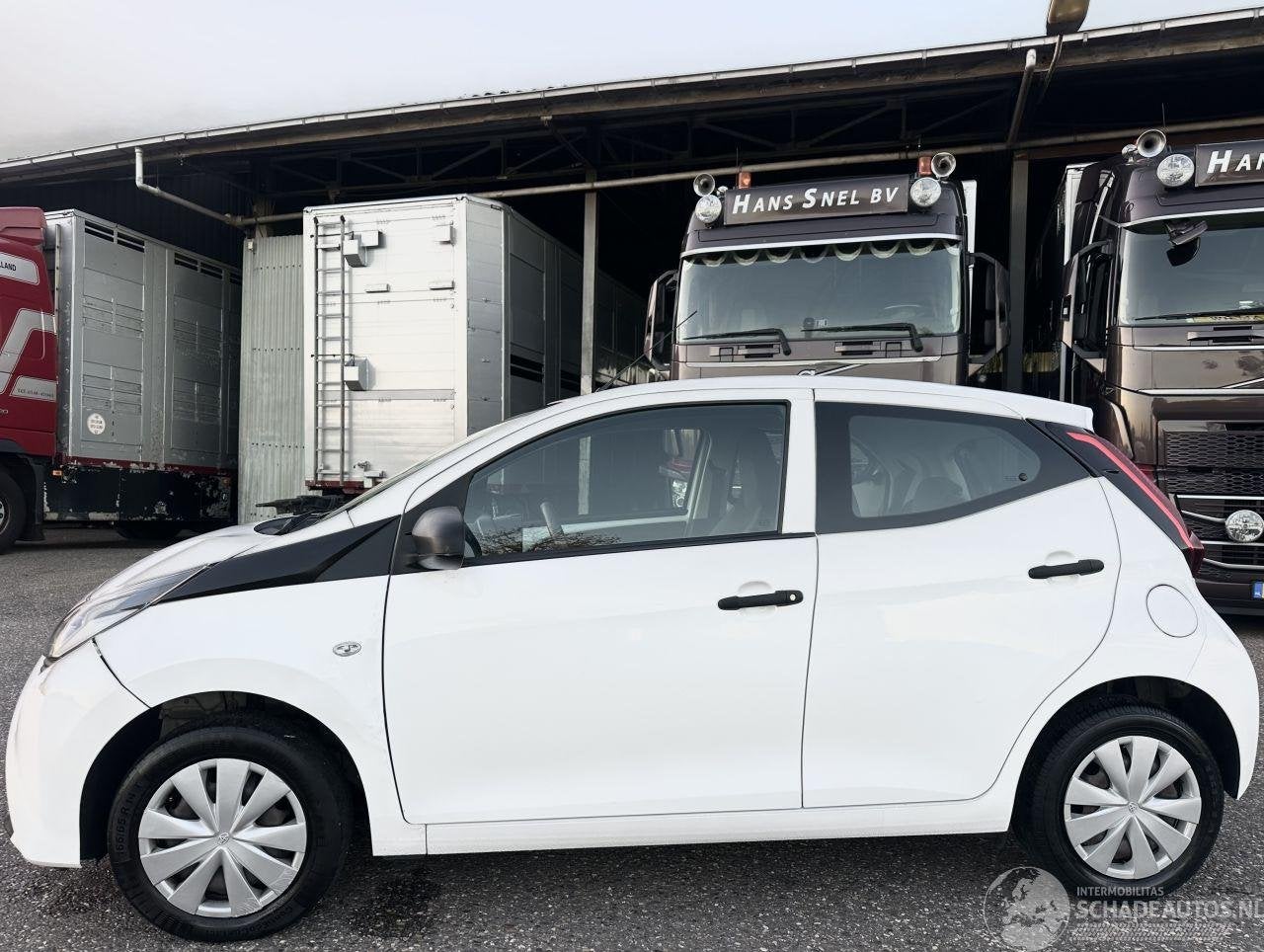Toyota Aygo 1.0 VVT-i 72pk X-Fun 5drs - 39dkm nap - 1e eig -, Toyota-Allee 2 ,50858, Köln, Deutschland, Wit, Handgeschakeld, Kundenbetreuung@toyota.de