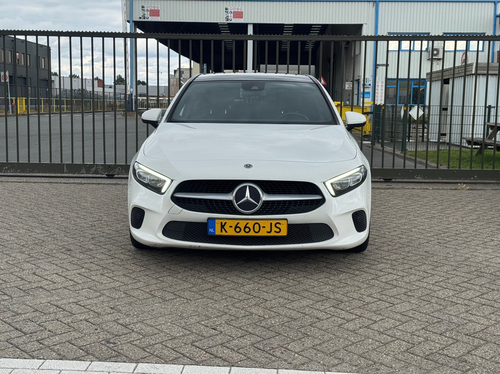 Mercedes-Benz A-Klasse A 180 d 116pk 7G-DCT 2019 Wit, Auto's, 1345 kg, 4 cilinders, Wit, Bedrijf