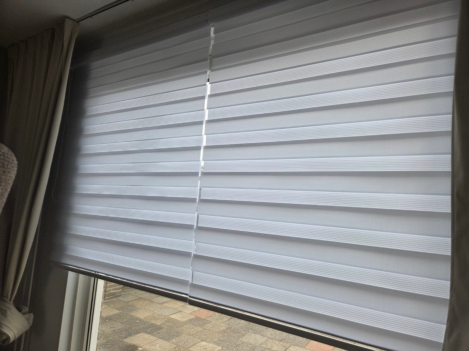 Duo rolgordijnen 2 mnd oud wit 2x 120x175 40,-euro samen, Ophalen, Wit, Minder dan 100 cm, Minder dan 100 cm