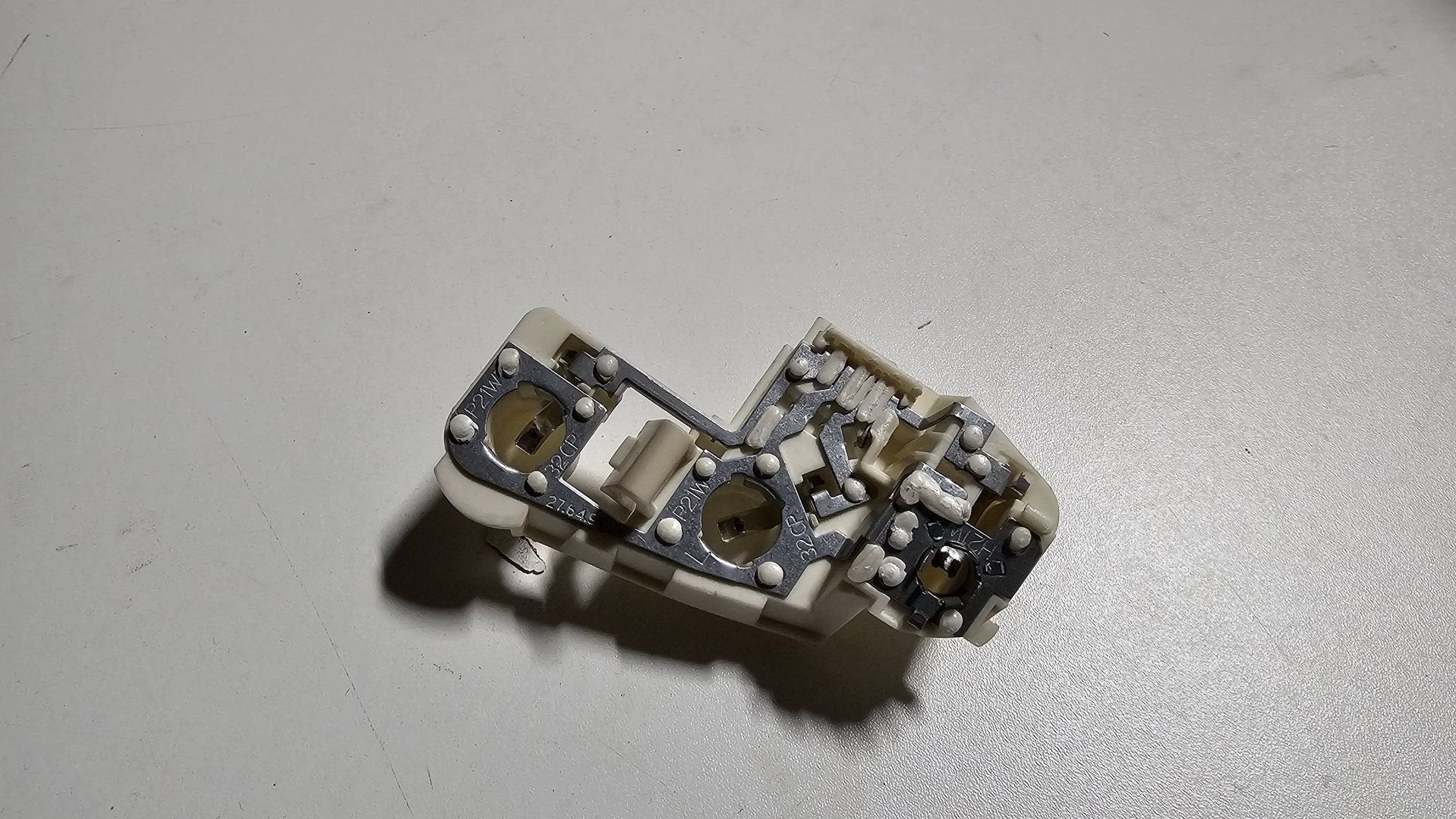 Lamp fitting achterlicht links op achterklep BMW 3 serie E90, Gebruikt, -, -, Ophalen of Verzenden