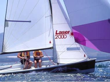 Super snellen laser 2000 zeilboot donker blauw  nummer 2376, Watersport en Boten, Open zeilboten, Ophalen, Gebruikt, Overige brandstoffen