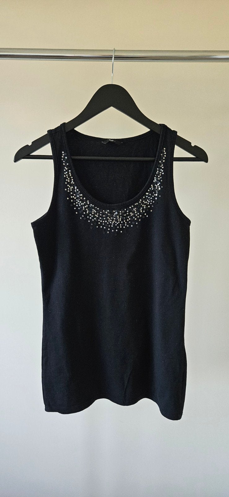 Zwarte top met pailletten, Kleding | Dames, Tops, Zwart, Maat 42/44 (L), Ophalen of Verzenden, Zo goed als nieuw