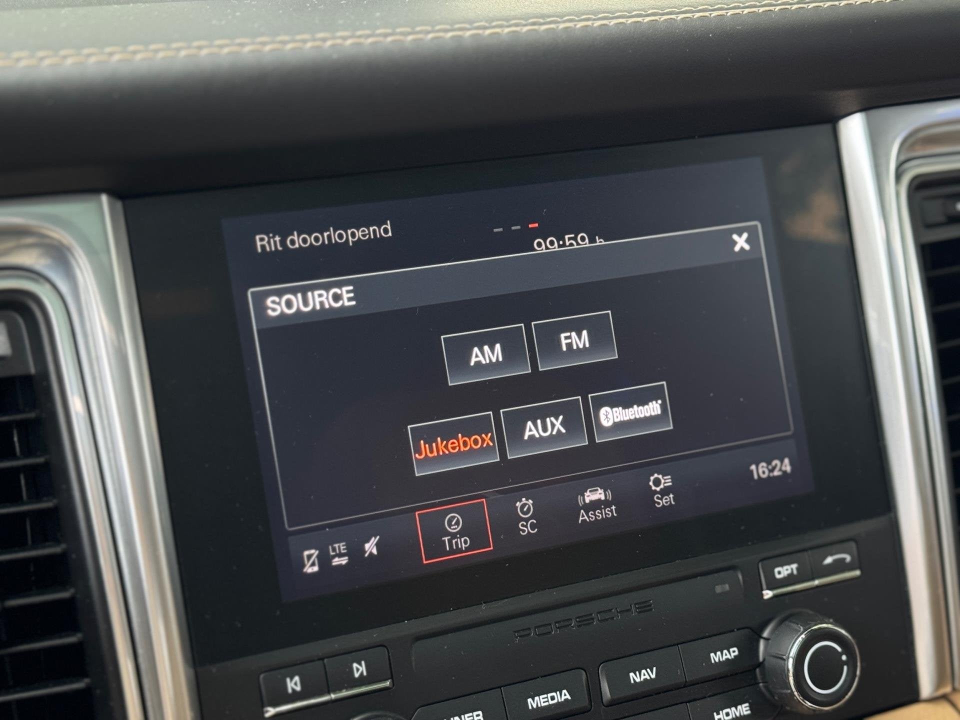 Foto 55 van Porsche Macan 3.0 GTS Burmester ACC Pano Cognac L Chrono Vol